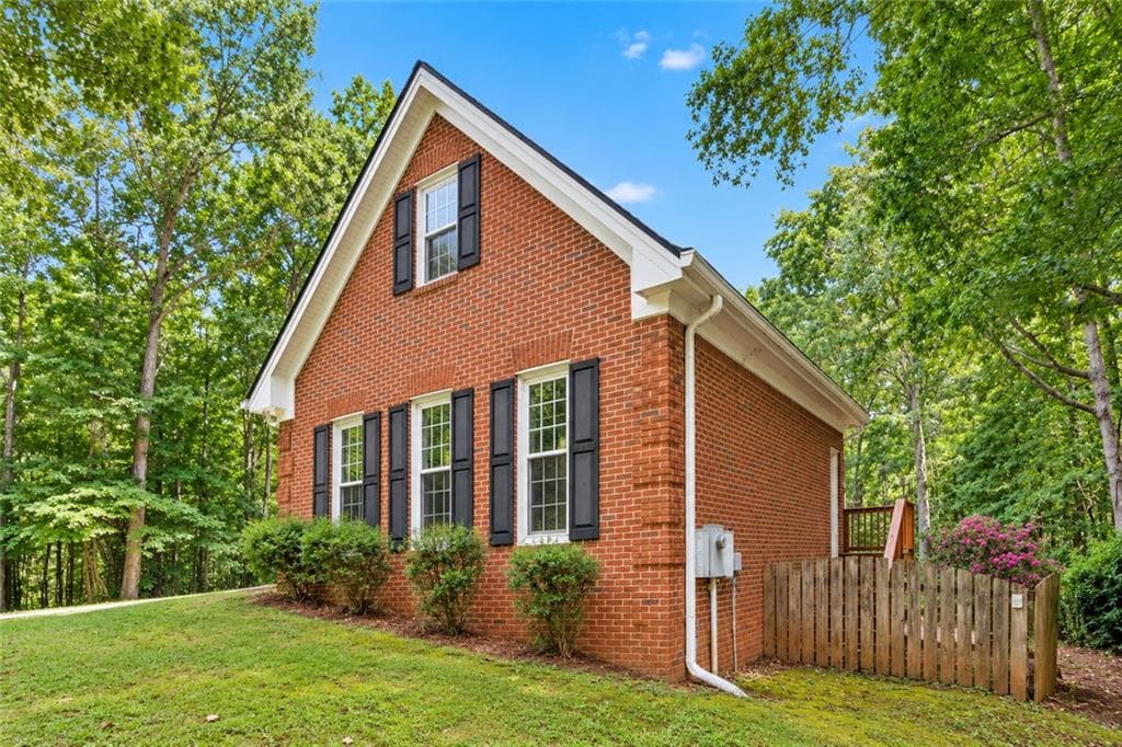 4 bedroom, 4 bathroom, 3,529 sq ft single family residence under contract at 3617 Sierra Drive, Stockbridge, GA 30281 — photo 3