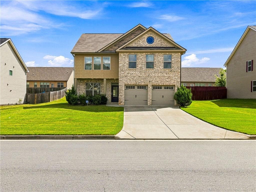 4 bedroom, 3 bathroom, 2,302 sq ft single family residence for sale at 1218 Brookstone Circle, Conyers, GA 30012 — photo 3
