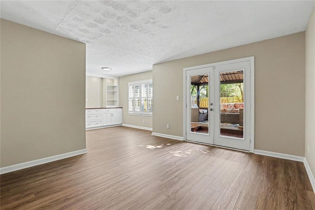 3 bedroom, 3 bathroom, 1,724 sq ft townhouse for sale at 2752 Meadow Mere, Atlanta, GA 30341 — photo 7