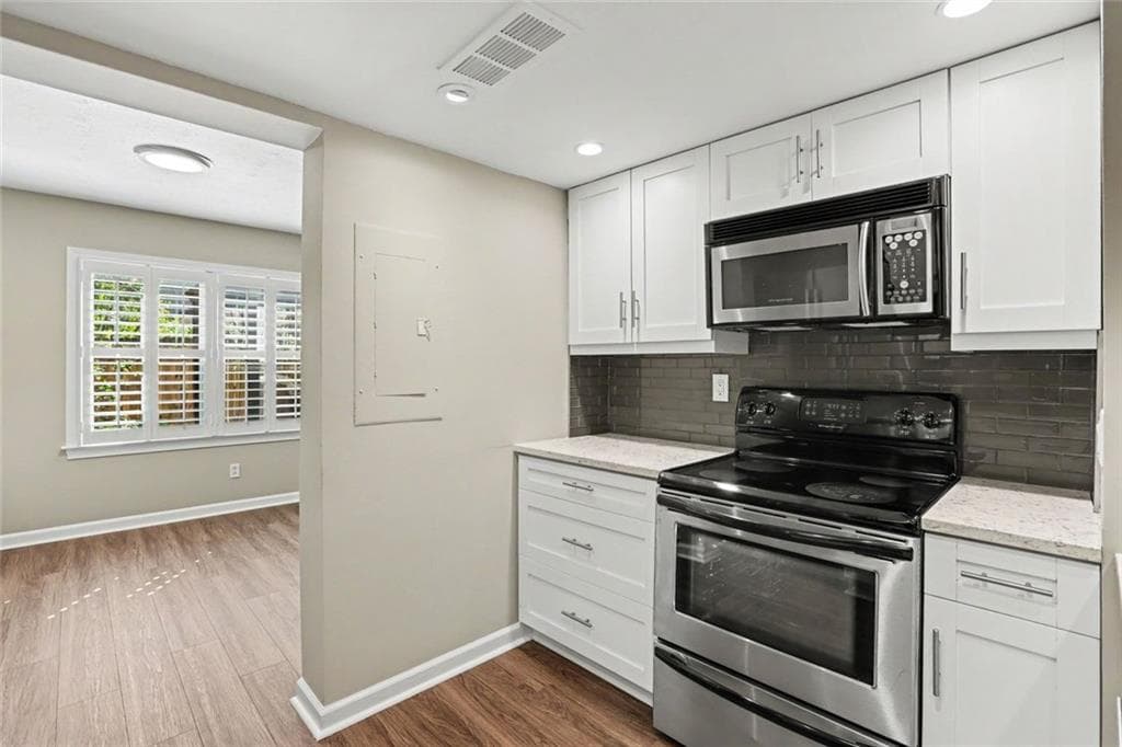 3 bedroom, 3 bathroom, 1,724 sq ft townhouse for sale at 2752 Meadow Mere, Atlanta, GA 30341 — photo 10