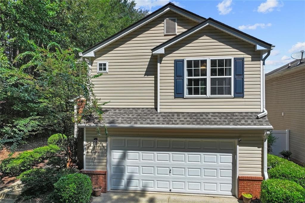 3 bedroom, 3 bathroom, 1,271 sq ft single family residence for sale at 1270 W Oaks Way, Woodstock, GA 30188 — photo 4