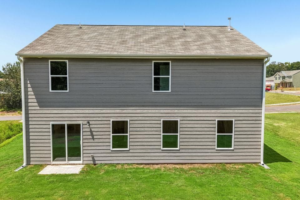 5 bedroom, 3 bathroom, 2,180 sq ft single family residence under contract at 201 TJ's Trail, Hogansville, GA 30230 — photo 2