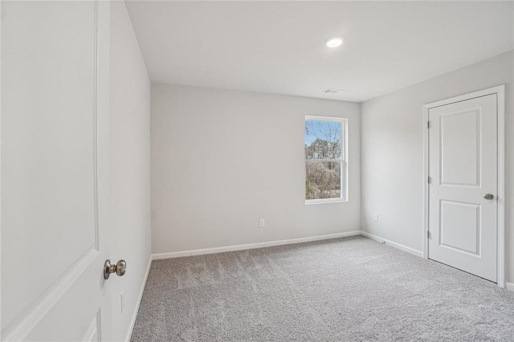 5 bedroom, 3 bathroom, 2,180 sq ft single family residence under contract at 201 TJ's Trail, Hogansville, GA 30230 — photo 10