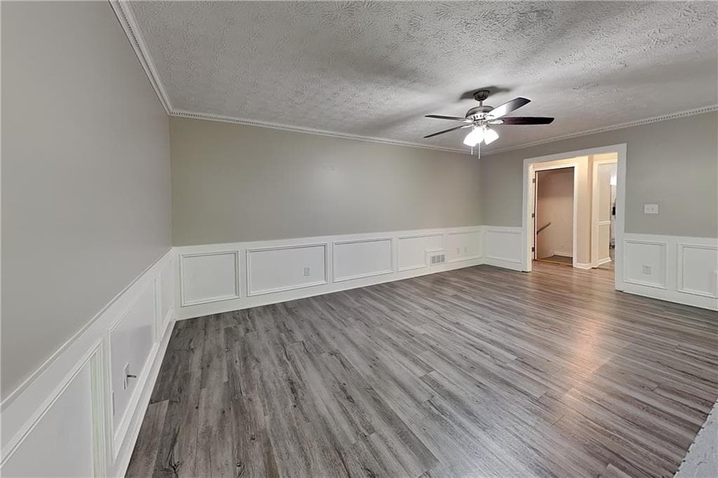 4 bedroom, 3 bathroom, 2,174 sq ft single family residence for rent at 3940 Camrose Place, Marietta, GA 30062 for $2,600 a month — photo 3