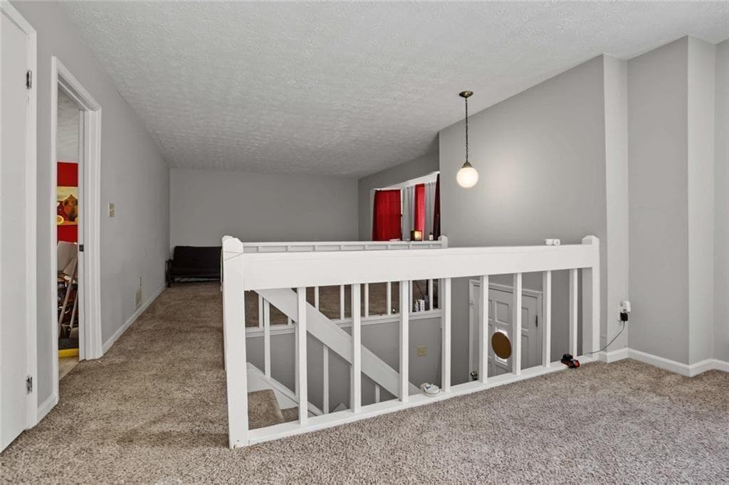 5 bedroom, 3 bathroom, 2,284 sq ft single family residence under contract at 2822 WoodHollow Lane, Jonesboro, GA 30236 — photo 9