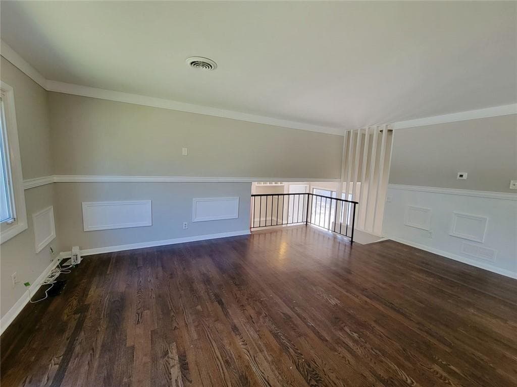 6 bedroom, 2 bathroom, 2,759 sq ft single family residence for sale at 3623 Broadview Court, Decatur, GA 30032 — photo 7