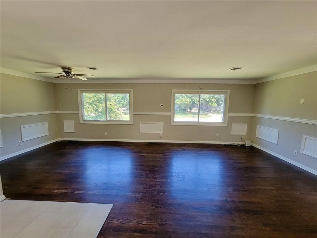 6 bedroom, 2 bathroom, 2,759 sq ft single family residence for sale at 3623 Broadview Court, Decatur, GA 30032 — photo 8