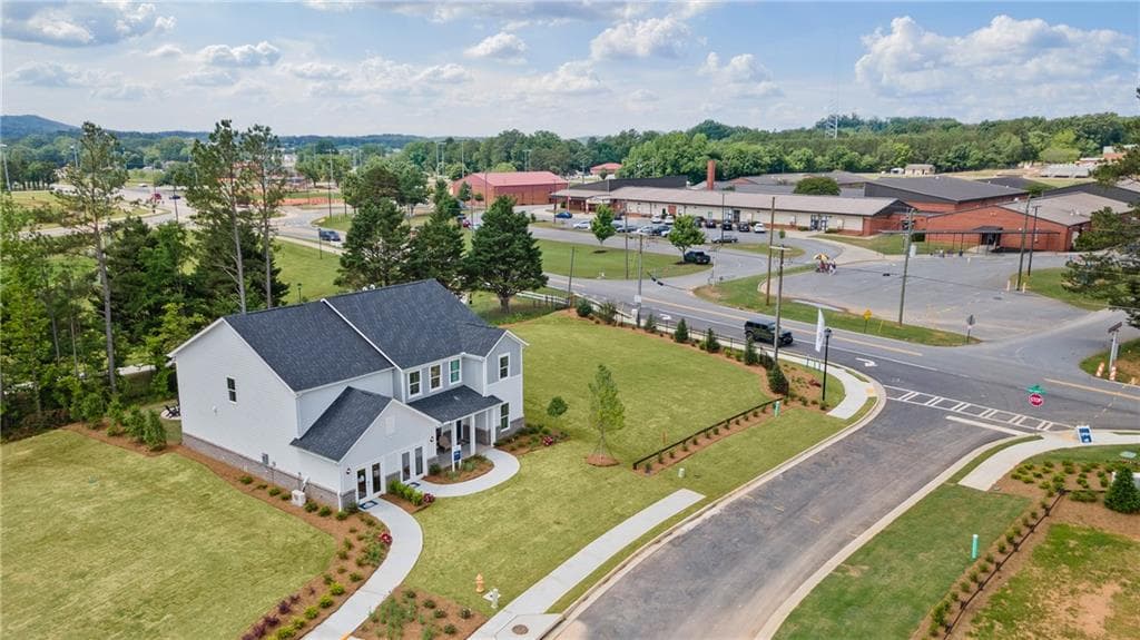 5 bedroom, 4 bathroom, 3,922 sq ft single family residence for sale at 117 Jane Boulevard, Cartersville, GA 30120 — photo 3
