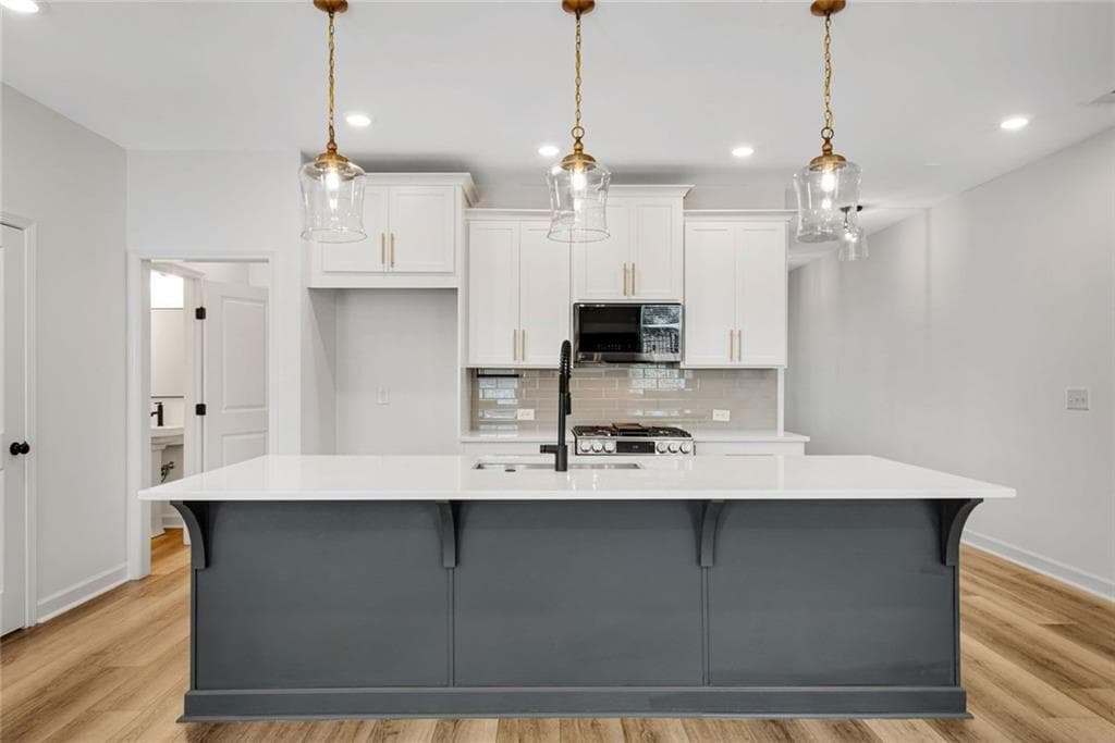3 bedroom, 3 bathroom, 1,852 sq ft townhouse for sale at 1251 Willamette Way, Marietta, GA 30008 — photo 6