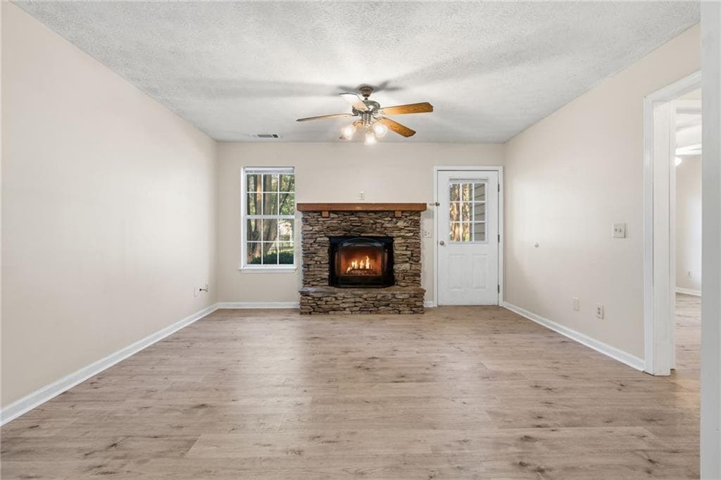 2 bedroom, 1 bathroom, 754 sq ft single family residence under contract at 2665 Pilgrim Mill Road, Cumming, GA 30041 — photo 8