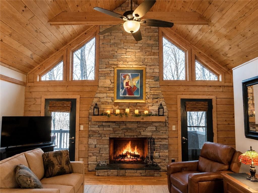 3 bedroom, 4 bathroom, 2,600 sq ft single family residence for sale at 458 Teaberry Lane, Big Canoe, GA 30143 — photo 2