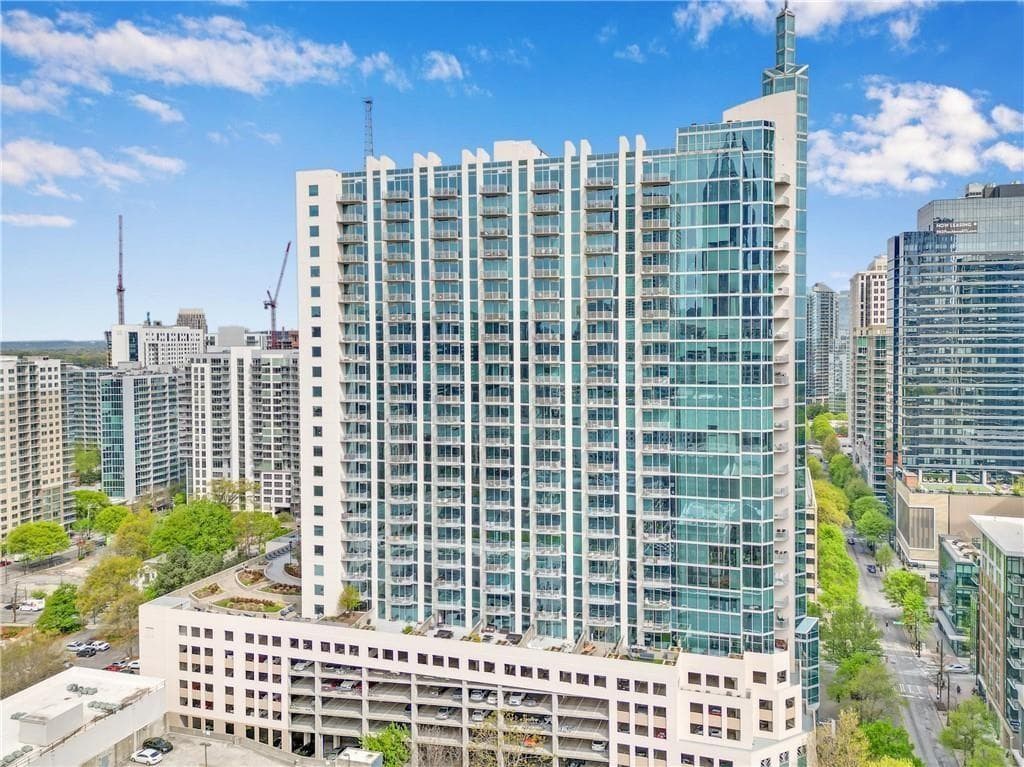 1 bedroom, 2 bathroom, 606 sq ft condominium for rent at 860 Peachtree Street 2416, Atlanta, GA 30308 for $1,900 a month — photo 1 of 56