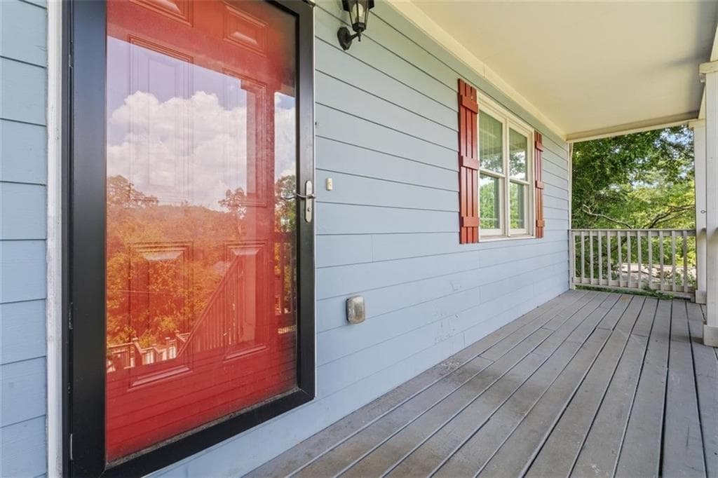 3 bedroom, 3 bathroom, 1,632 sq ft single family residence for sale at 116 Park Avenue, Atlanta, GA 30315 — photo 2
