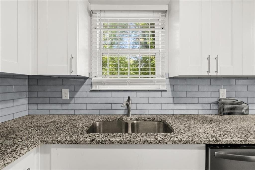 3 bedroom, 3 bathroom, 1,632 sq ft single family residence for sale at 116 Park Avenue, Atlanta, GA 30315 — photo 7
