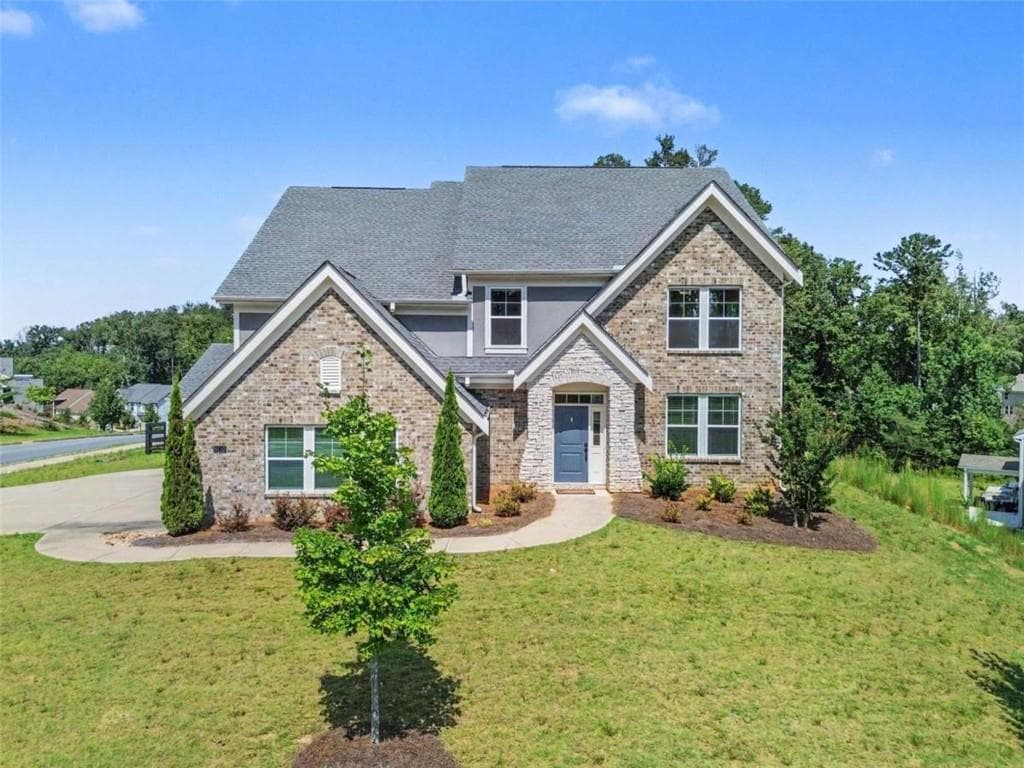 4 bedroom, 4 bathroom, 3,142 sq ft single family residence for sale at 8110 Tavern Road, Ball Ground, GA 30107 — photo 4