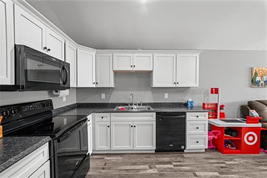 3 bedroom, 2 bathroom, 1,159 sq ft single family residence for sale at 3084 Striplin Trail, Dalton, GA 30721 — photo 10