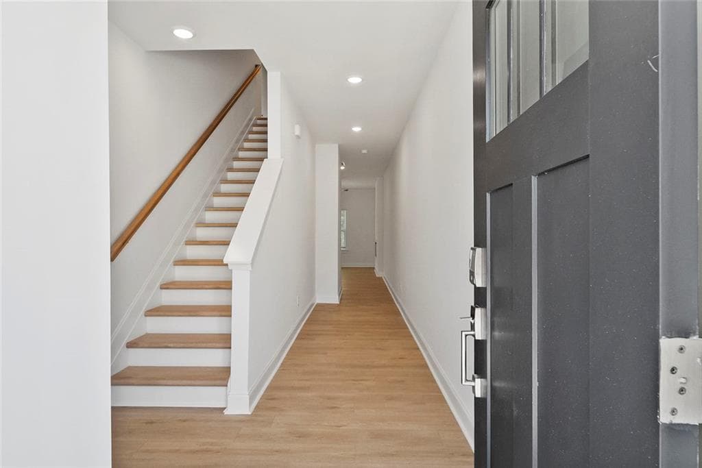 3 bedroom, 3 bathroom, 1,750 sq ft townhouse for rent at 165 Mill Center Boulevard 216, Athens, GA 30606 for $1,995 a month — photo 10