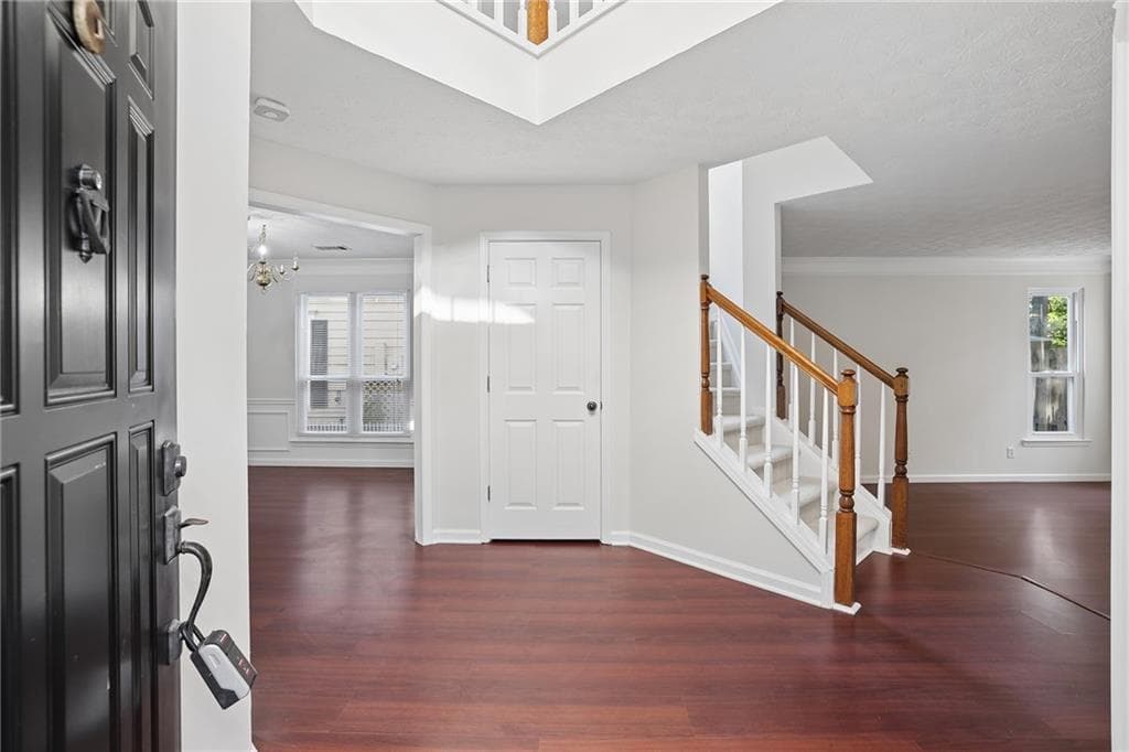 3 bedroom, 3 bathroom, 1,724 sq ft single family residence for sale at 4076 Beaver Oaks Drive, Duluth, GA 30096 — photo 3