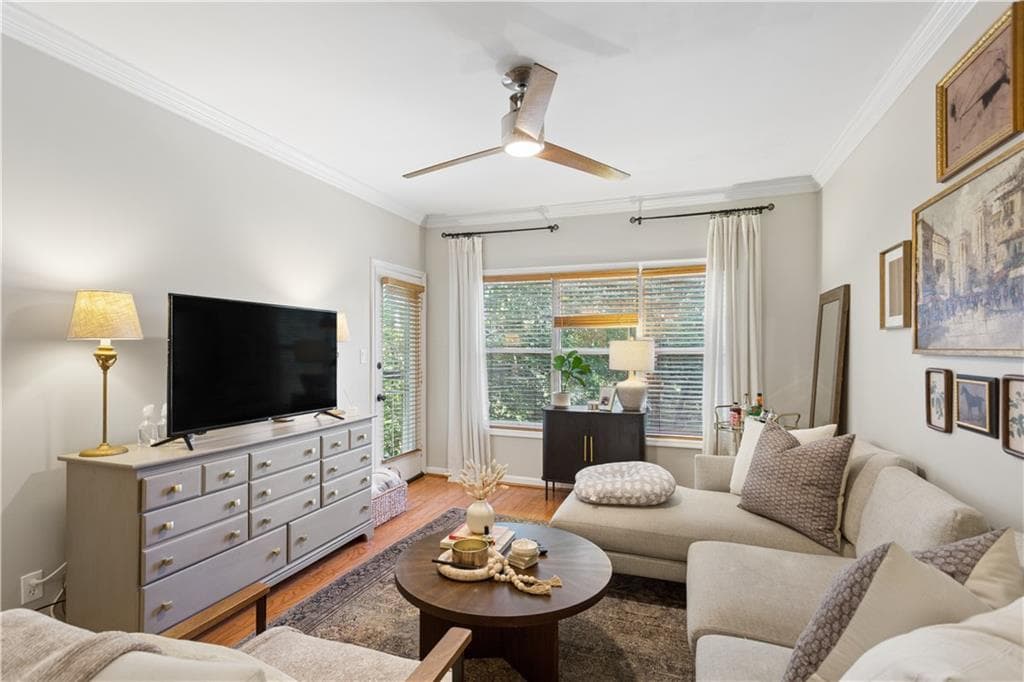 1 bedroom, 1 bathroom, 710 sq ft condominium for sale at 1207 River Green Drive, Atlanta, GA 30327