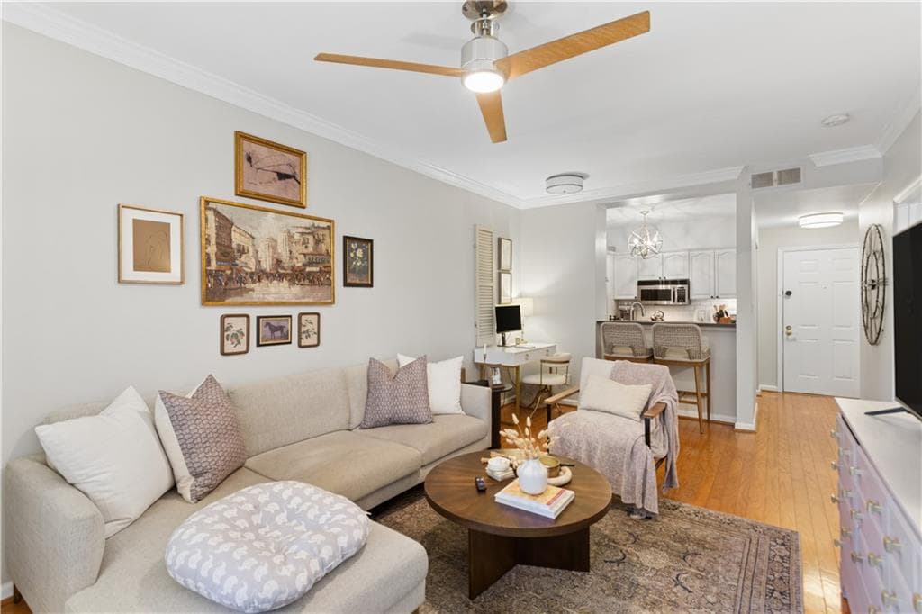 1 bedroom, 1 bathroom, 710 sq ft condominium for sale at 1207 River Green Drive, Atlanta, GA 30327 — photo 4