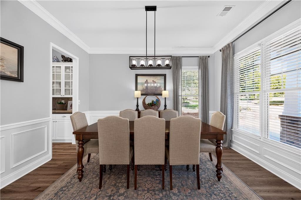 5 bedroom, 5 bathroom, 3,646 sq ft single family residence for sale at 2589 Lakefield Circle, Marietta, GA 30064 — photo 5