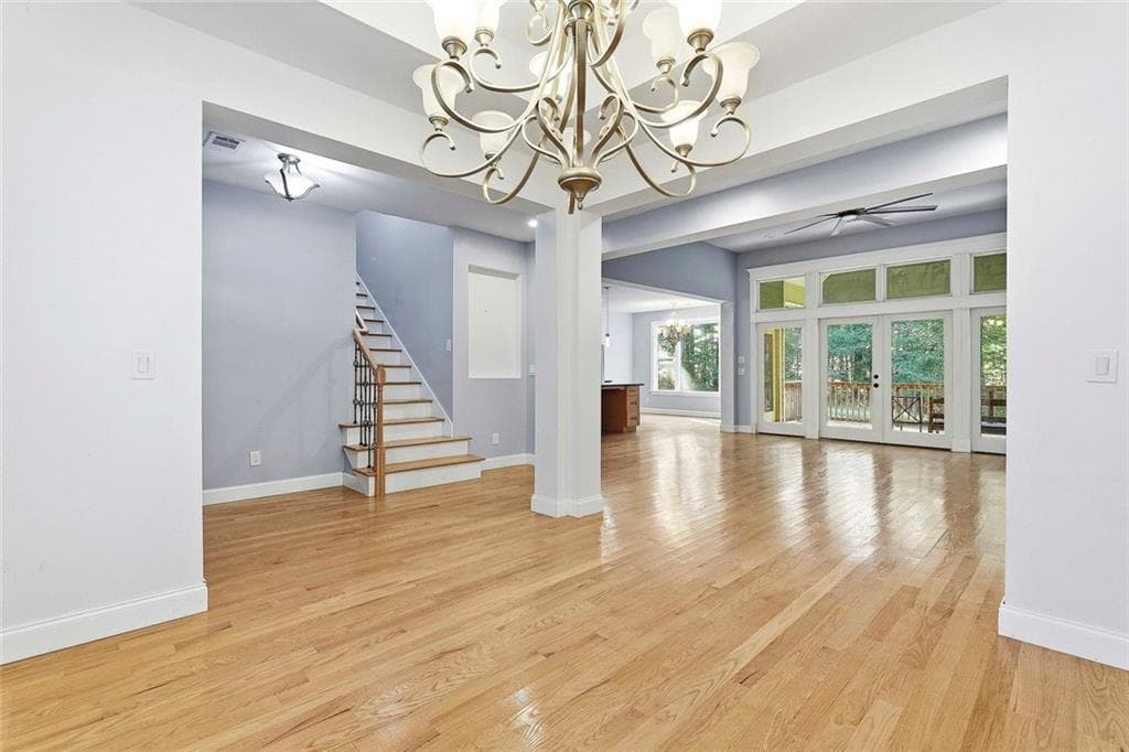 5 bedroom, 4 bathroom, 3,143 sq ft single family residence for sale at 215 Kingswood Lane, Fayetteville, GA 30215 — photo 5