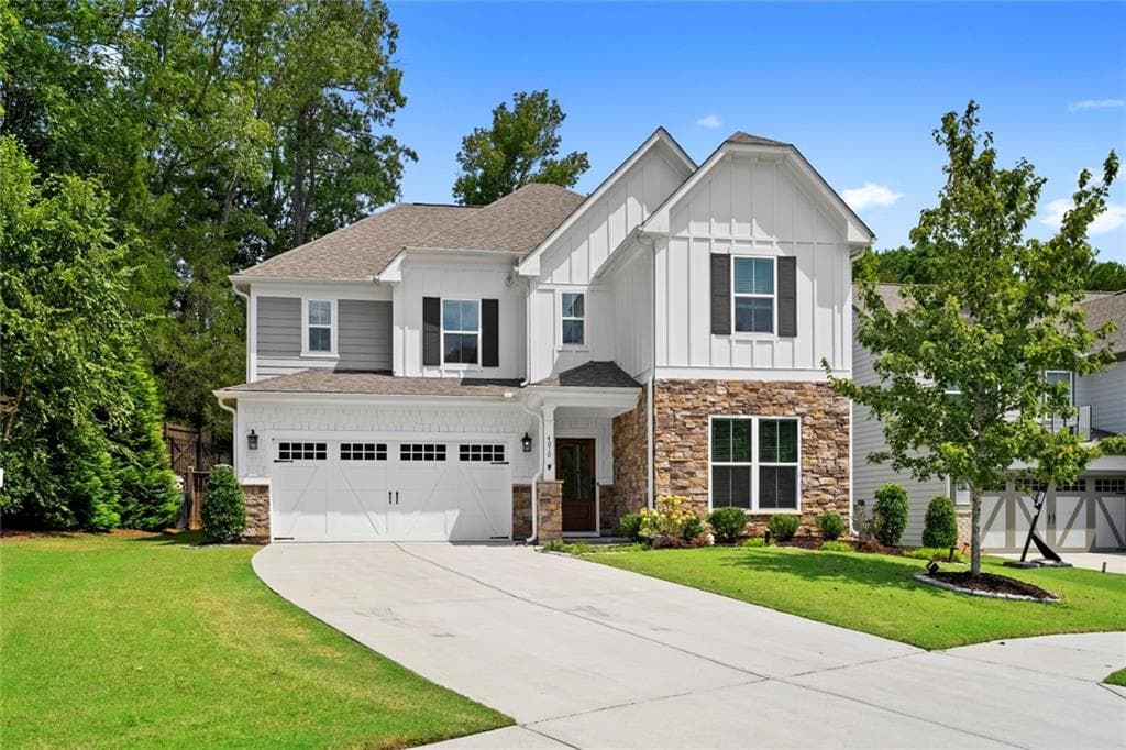5 bedroom, 4 bathroom, 3,551 sq ft single family residence for sale at 4010 Applecrisp Road, Roswell, GA 30076 — photo 3