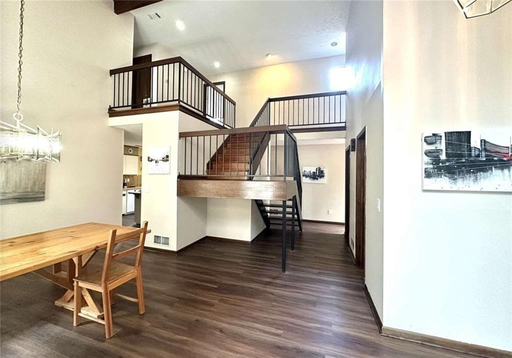 3 bedroom, 3 bathroom, 3,045 sq ft single family residence for sale at 3150 Bolero Drive, Atlanta, GA 30341 — photo 5
