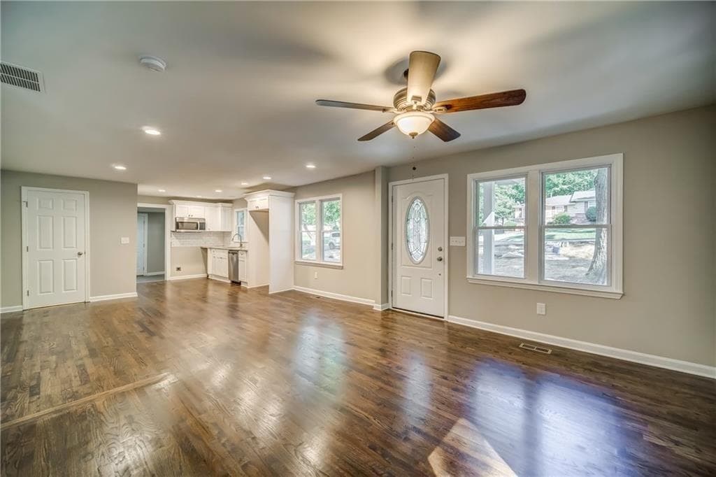 3 bedroom, 2 bathroom, 1,066 sq ft single family residence for rent at 6429 Gordon Street, Lithia Springs, GA 30122 for $1,395 a month — photo 4