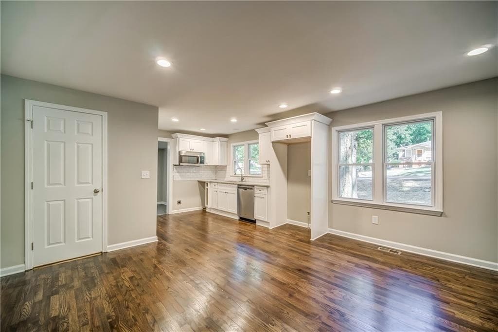 3 bedroom, 2 bathroom, 1,066 sq ft single family residence for rent at 6429 Gordon Street, Lithia Springs, GA 30122 for $1,395 a month — photo 5