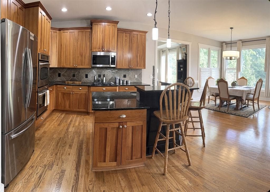 4 bedroom, 3 bathroom, 4,111 sq ft single family residence for sale at 127 Stargaze Ridge, Canton, GA 30114 — photo 8