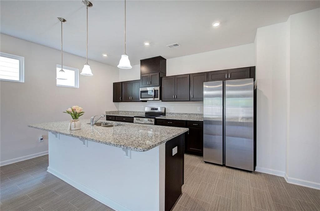 3 bedroom, 3 bathroom, 2,244 sq ft single family residence for sale at 416 PERTH Drive, Cartersville, GA 30121 — photo 7