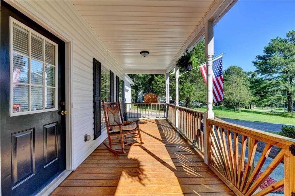 3 bedroom, 2 bathroom, 1,326 sq ft single family residence for sale at 85 Cypress Place, Winder, GA 30680 — photo 7