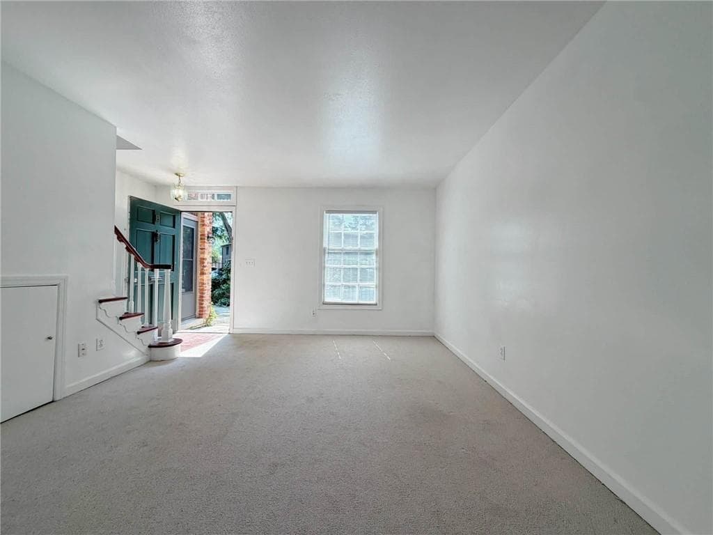 2 bedroom, 2 bathroom, 960 sq ft condominium for sale at 3079 Colonial Way B, Atlanta, GA 30341 — photo 8