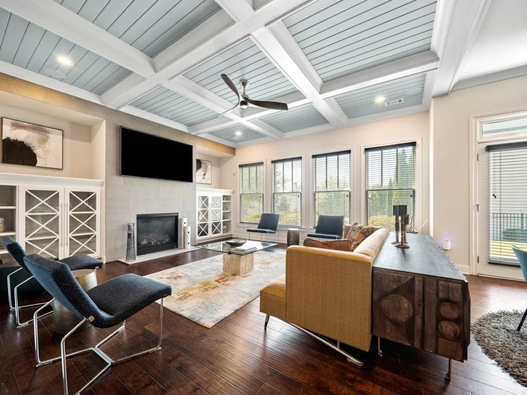 5 bedroom, 5 bathroom, 4,250 sq ft single family residence for sale at 6385 Bellmoore Park Lane, Johns Creek, GA 30097 — photo 10