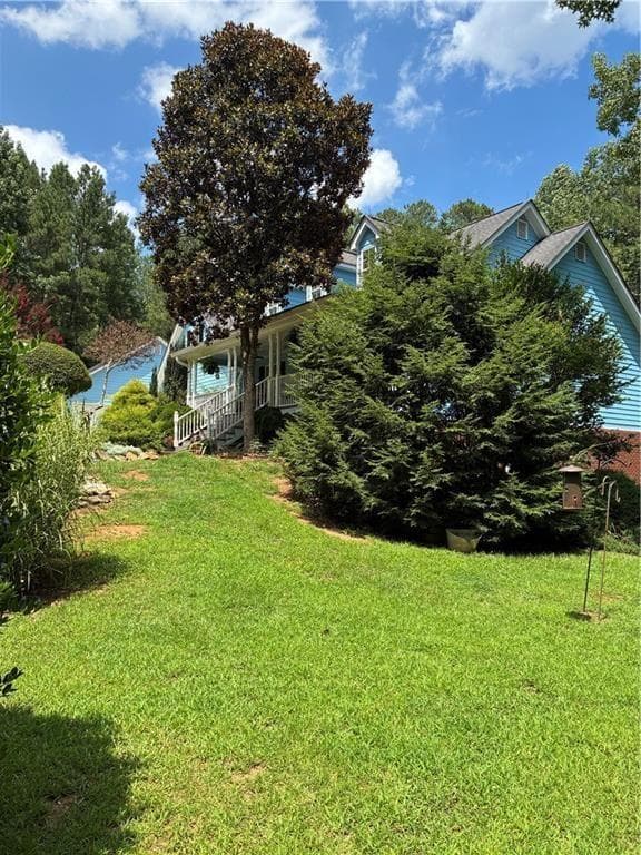 3 bedroom, 3 bathroom, 2,065 sq ft single family residence for sale at 1555 Maple Ridge Drive, Loganville, GA 30052 — photo 6