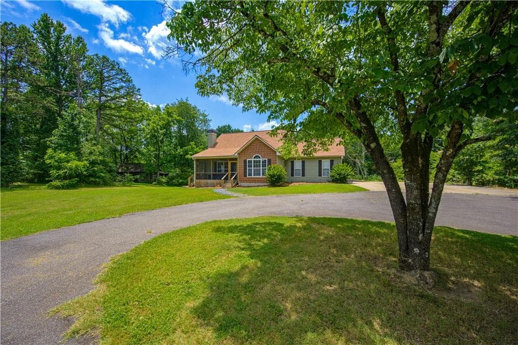 3 bedroom, 4 bathroom, 2,831 sq ft home for sale at 4665 Mount Vernon Road, Gainesville, GA