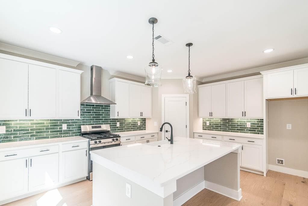 5 bedroom, 4 bathroom, 2,554 sq ft single family residence under contract at 2553 Adair Ridge Court, Decatur, GA 30034 — photo 8