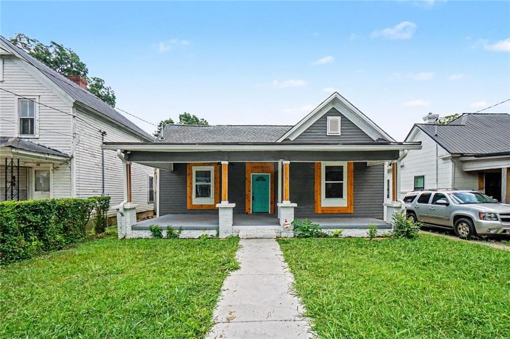 3 bedroom, 2 bathroom, 1,405 sq ft single family residence for sale at 128 East Gibson Street, Cedartown, GA 30125