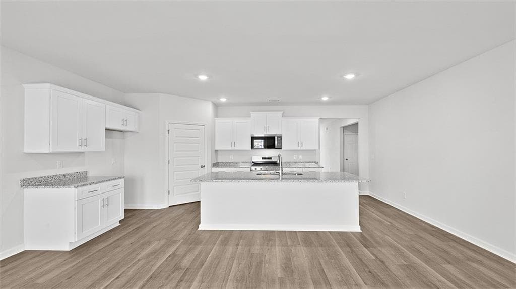 4 bedroom, 2 bathroom, 1,774 sq ft single family residence for sale at 131 Champlain Road, Hoschton, GA 30548 — photo 5