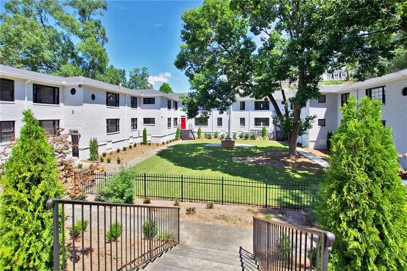 2 bedroom, 2 bathroom, 827 sq ft condominium for rent at 99 Peachtree Memorial Drive C2, Atlanta, GA 30309 for $2,250 a month