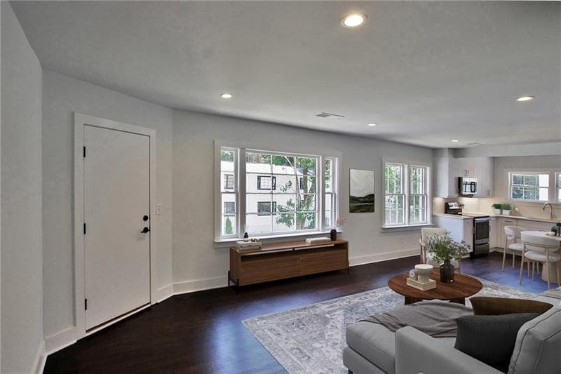 2 bedroom, 2 bathroom, 827 sq ft condominium for rent at 99 Peachtree Memorial Drive C2, Atlanta, GA 30309 for $2,100 a month — photo 6