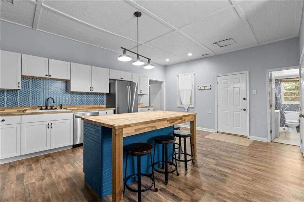 2 bedroom, 1 bathroom, 1,200 sq ft single family residence under contract at 105 Avenue C, Carrollton, GA 30117 — photo 5