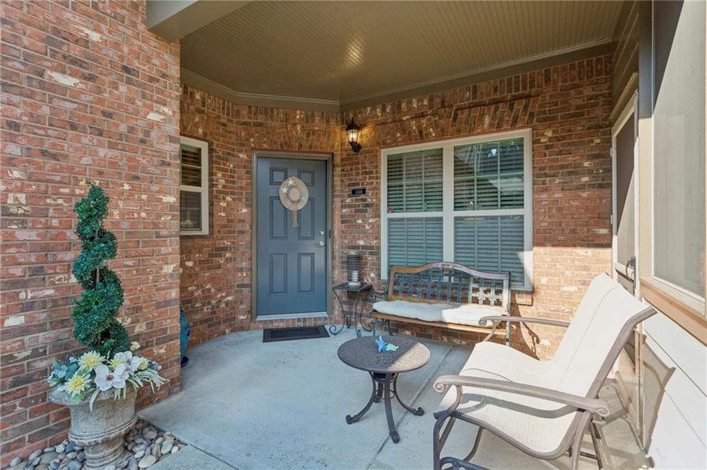3 bedroom, 3 bathroom, 2,176 sq ft condominium for sale at 120 Chastain Road 1108, Kennesaw, GA 30144 — photo 3