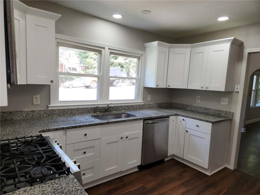 4 bedroom, 2 bathroom, 1,170 sq ft single family residence for rent at 1444 Boulevard Lorraine, Atlanta, GA 30311 for $1,995 a month — photo 2