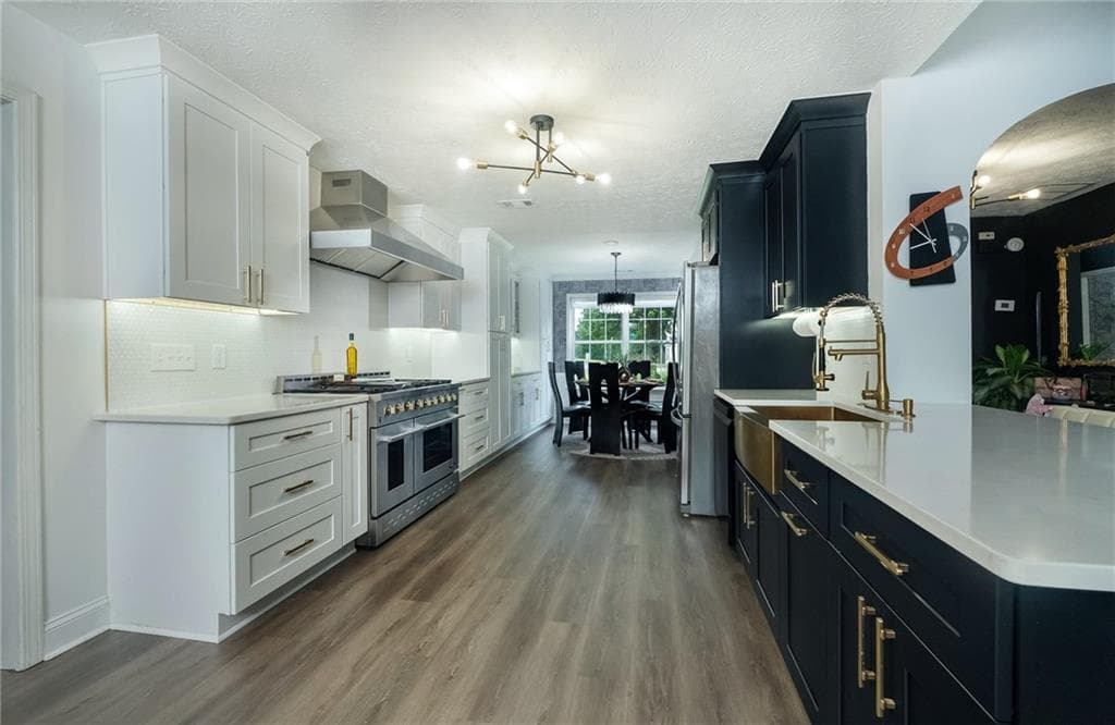 3 bedroom, 3 bathroom, 2,100 sq ft single family residence for sale at 1180 Overland Crossing, Alpharetta, GA 30004 — photo 5
