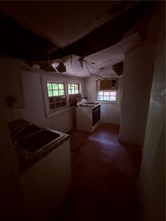 3 bedroom, 2 bathroom, 1,613 sq ft single family residence under contract at 984 Sims Avenue, Atlanta, GA 30318 — photo 10
