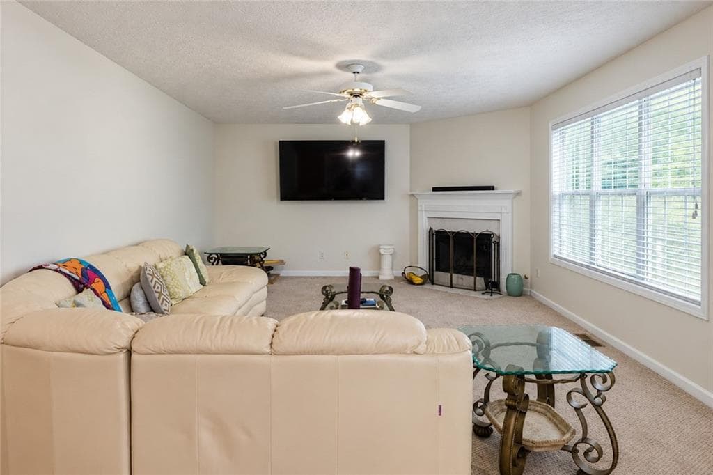 7 bedroom, 5 bathroom, 4,514 sq ft single family residence for sale at 334 Covington Drive, Hiram, GA 30141 — photo 6