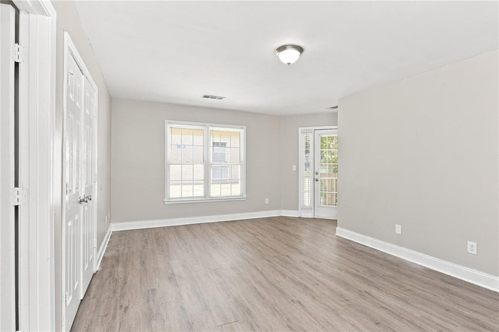 3 bedroom, 3 bathroom, 2,320 sq ft single family residence for rent at 990 Lena Street, Atlanta, GA 30314 for $2,525 a month — photo 9