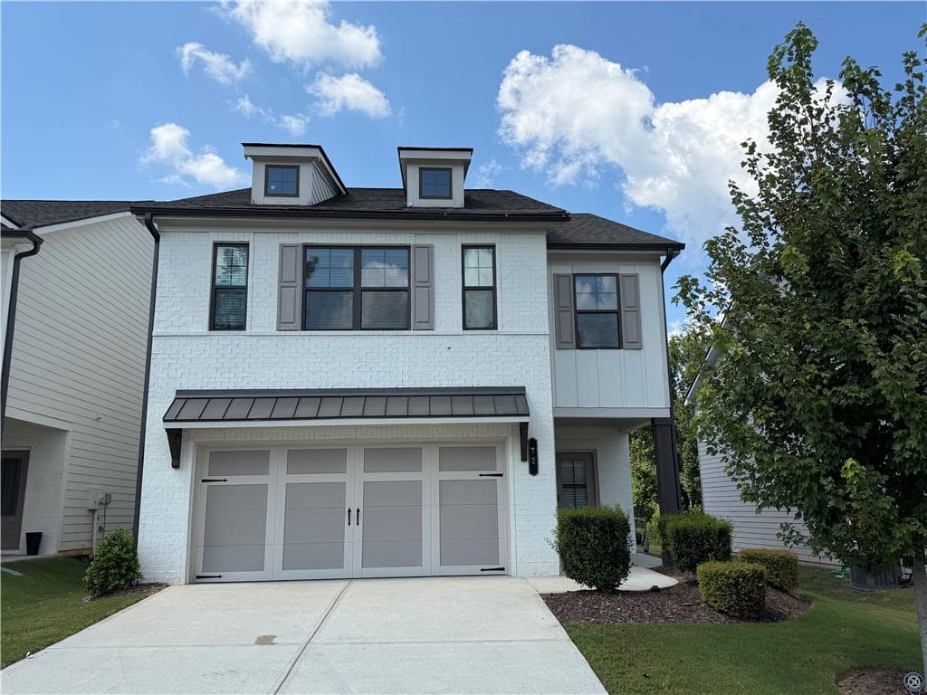 4 bedroom, 3 bathroom, 2,430 sq ft single family residence for rent at 72 Station Overlook Drive, Auburn, GA 30011 for $2,500 a month — photo 2